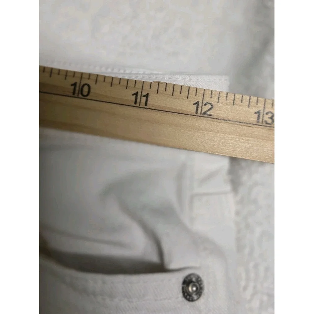 NWT 7 For All Mankind Women's White Denim Bootcut Jeans Size 25 Button Up Leg